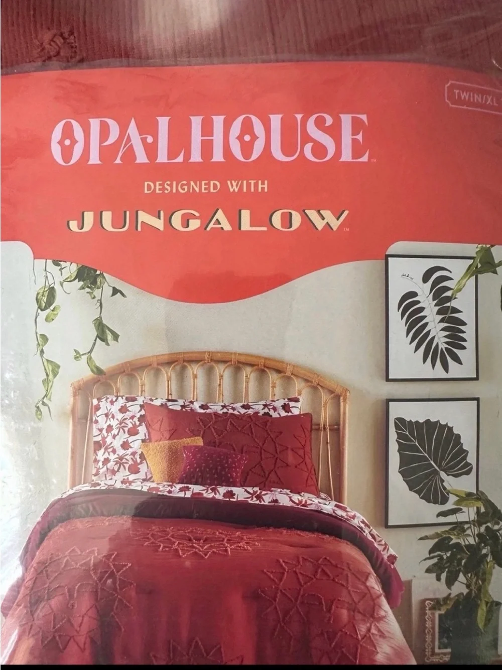 Opalhouse Tufted Comforter Set